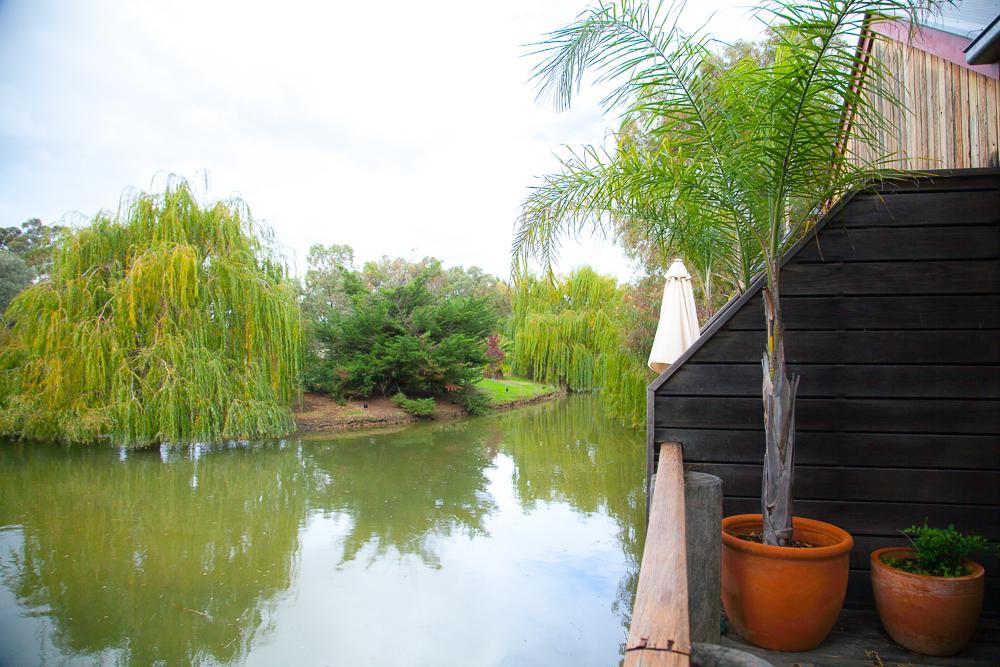 Perricoota Vines Retreat Hotell Moama Exteriör bild